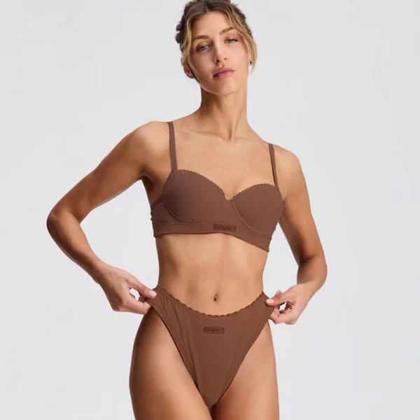 Brigitte 2426 - Imagen 3